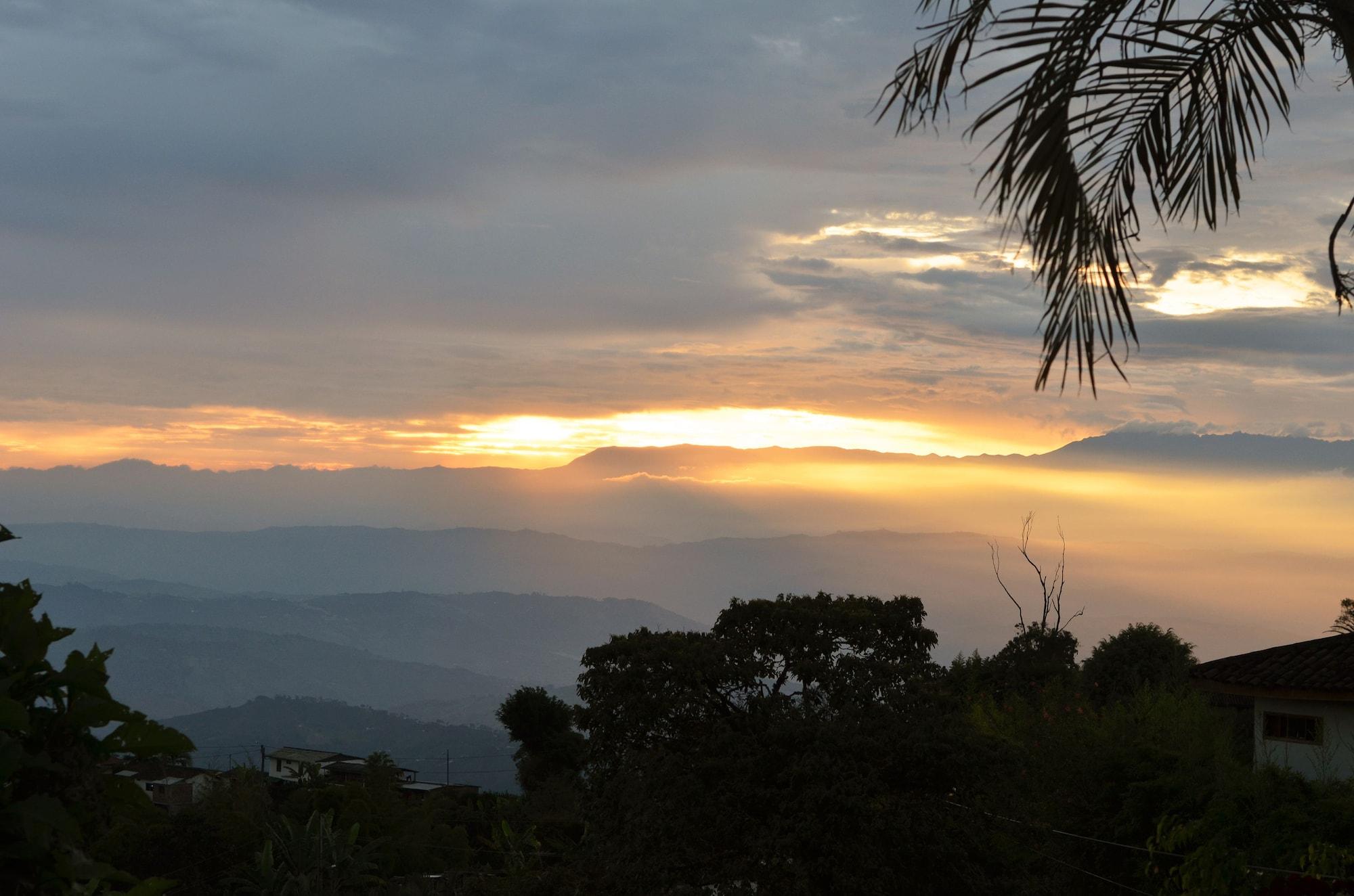 Eco Lodge La Juanita Manizales Bagian luar foto